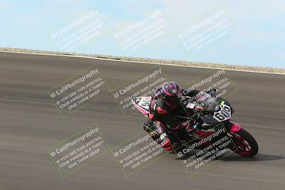 media/Oct-30-2022-CVMA (Sun) [[fb421c3cec]]/Race 6 500 Supersport-350 Supersport/